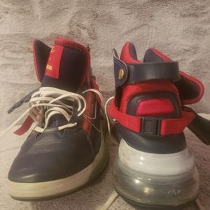 Barley worn Olympic Nike Saturn